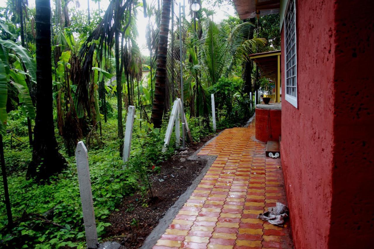 Anahat Cottages Diveāgar Extérieur photo