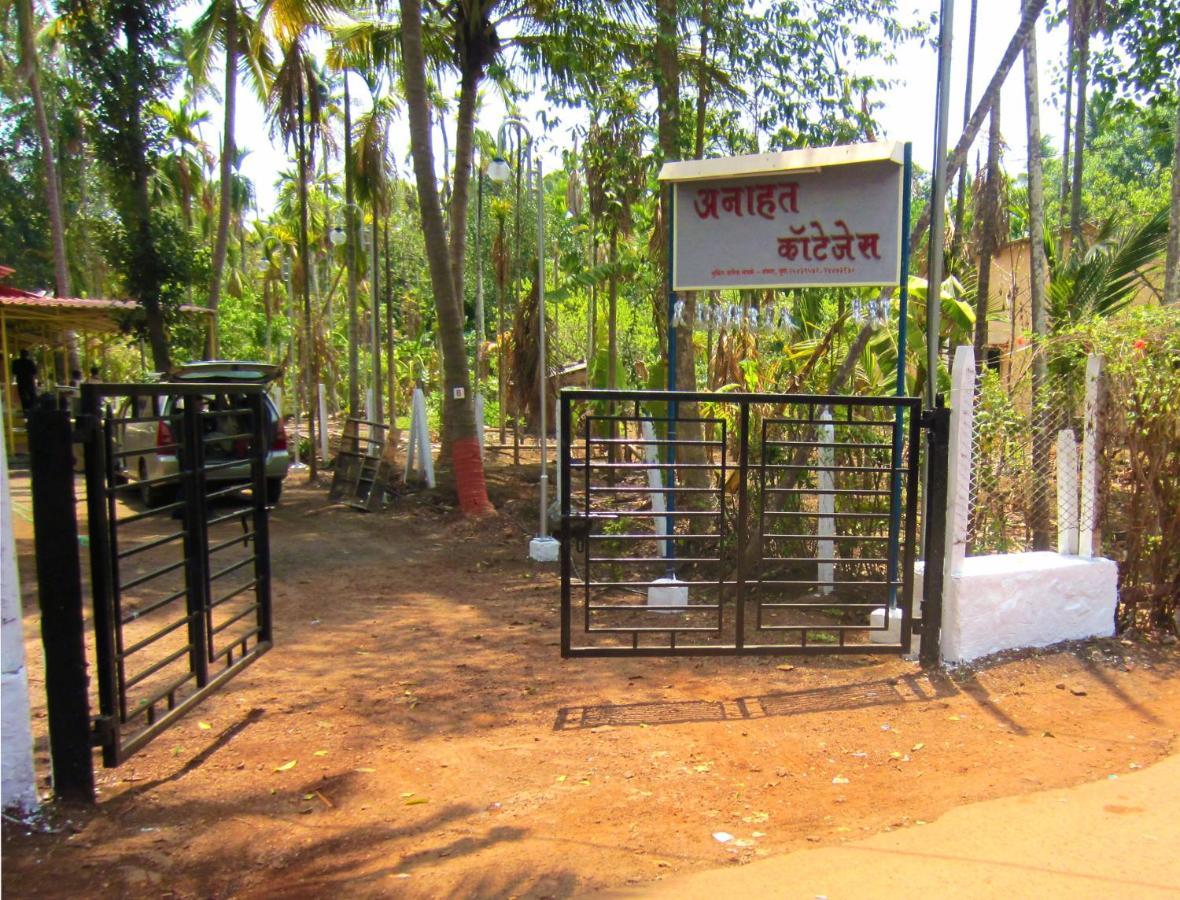 Anahat Cottages Diveāgar Extérieur photo