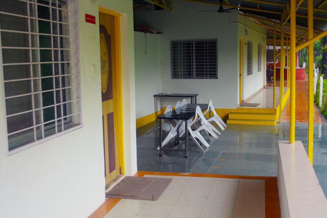 Anahat Cottages Diveāgar Extérieur photo