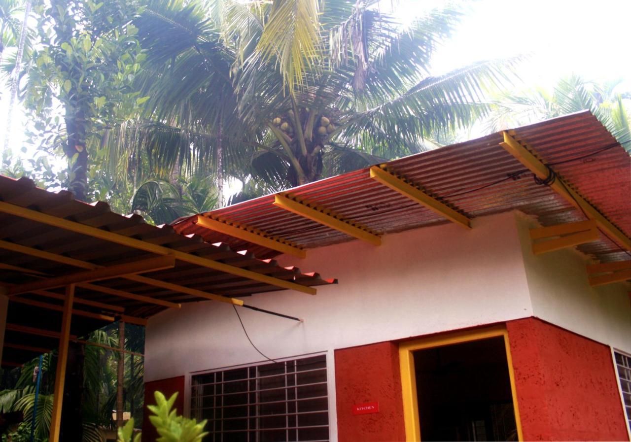 Anahat Cottages Diveāgar Extérieur photo